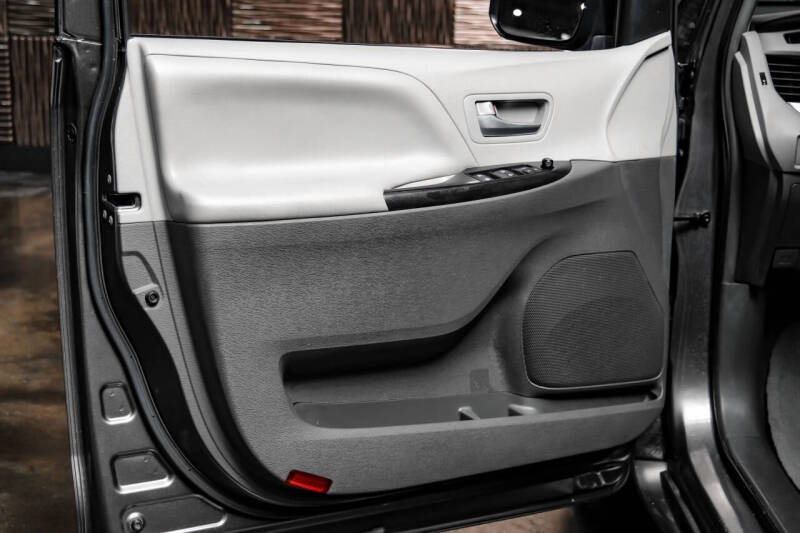 2017 Toyota Sienna