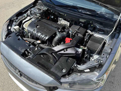 2017 Mitsubishi Lancer ES