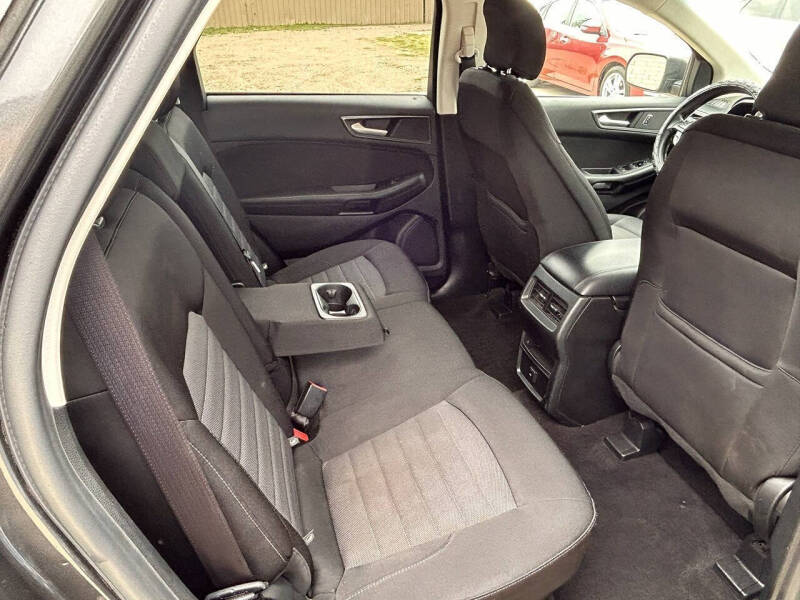 2019 Ford Edge SE