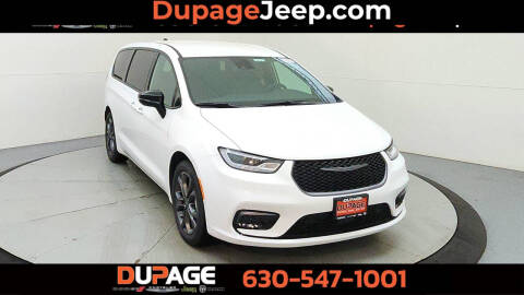 2026 Chrysler Pacifica Select