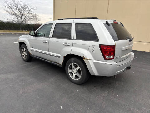 2006 Jeep Grand Cherokee Laredo