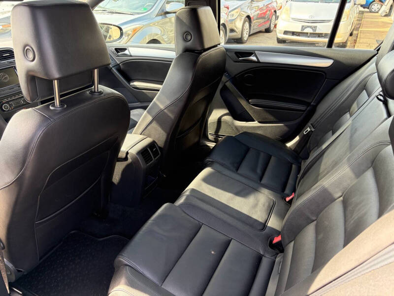 2012 Volkswagen Golf R 4Motion