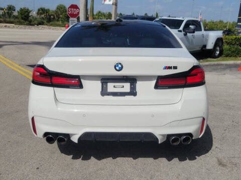 2023 BMW M5