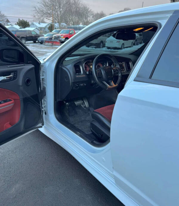 2016 Dodge Charger SRT Hellcat