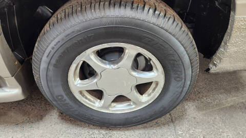 2002 GMC Yukon XL Denali