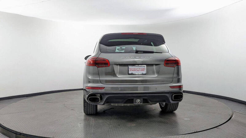 2016 Porsche Cayenne