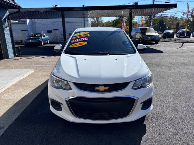 2018 Chevrolet Sonic for sale at Michael Johnson @ Allens Auto Sales Hopkinsville in Hopkinsville, KY