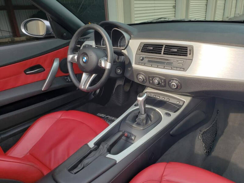 2008 BMW Z4 3.0si photo 11