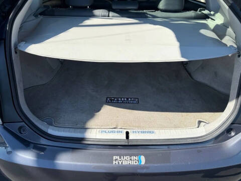 2014 Toyota Prius Plug-in Hybrid