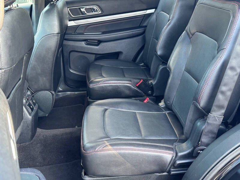 2018 Ford Explorer Sport