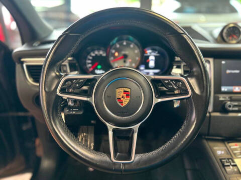2017 Porsche Macan S