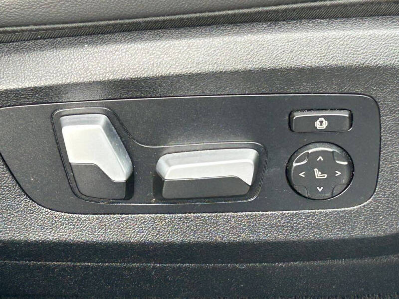 2021 BMW X6 xDrive40i