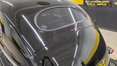 1942 Ford Super Deluxe