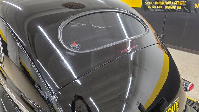 1942 Ford Super Deluxe