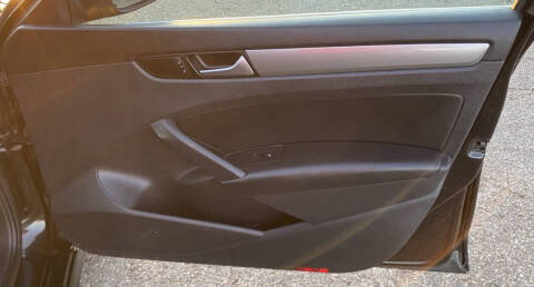 2015 Volkswagen Passat 1.8T SE