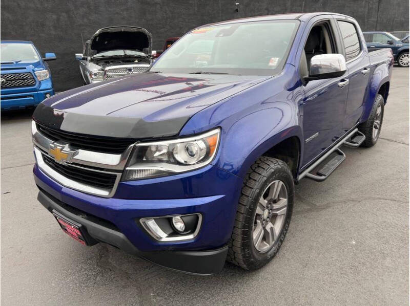 2015 Chevrolet Colorado LT photo 3