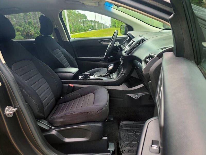 2015 Ford Edge SE
