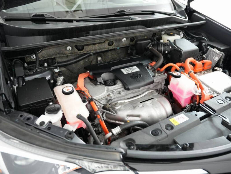 2017 Toyota RAV4 Hybrid XLE