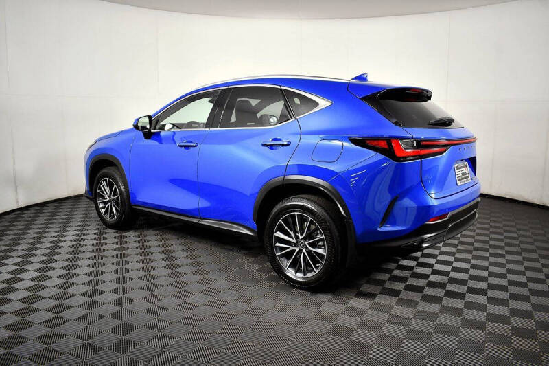 2022 Lexus NX 350h Premium