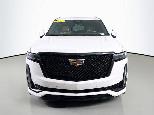 Used 2022 Cadillac Escalade ESV Sport with VIN 1GYS4PKL1NR239454 for sale in Bloomington, IL