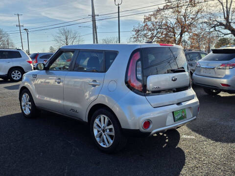 2018 Kia Soul +