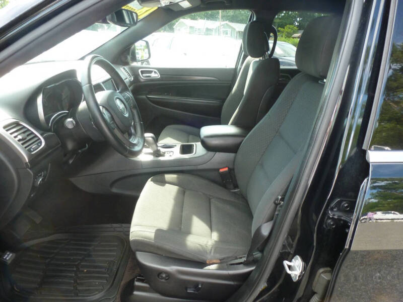 2018 Jeep Grand Cherokee Laredo E