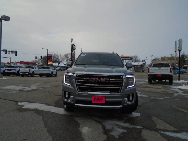 2023 GMC Yukon XL SLT