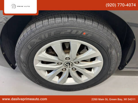 2012 Volkswagen Routan