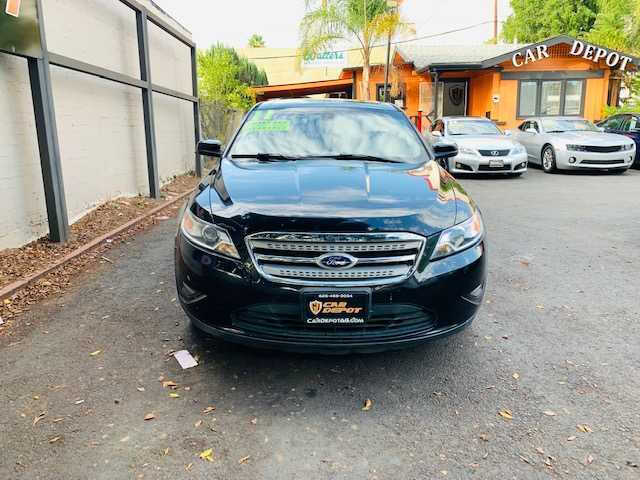 2011 Ford Taurus SEL