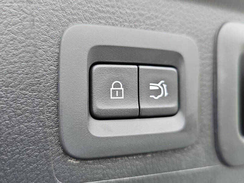 2025 Mazda CX-50 2.5 S Premium