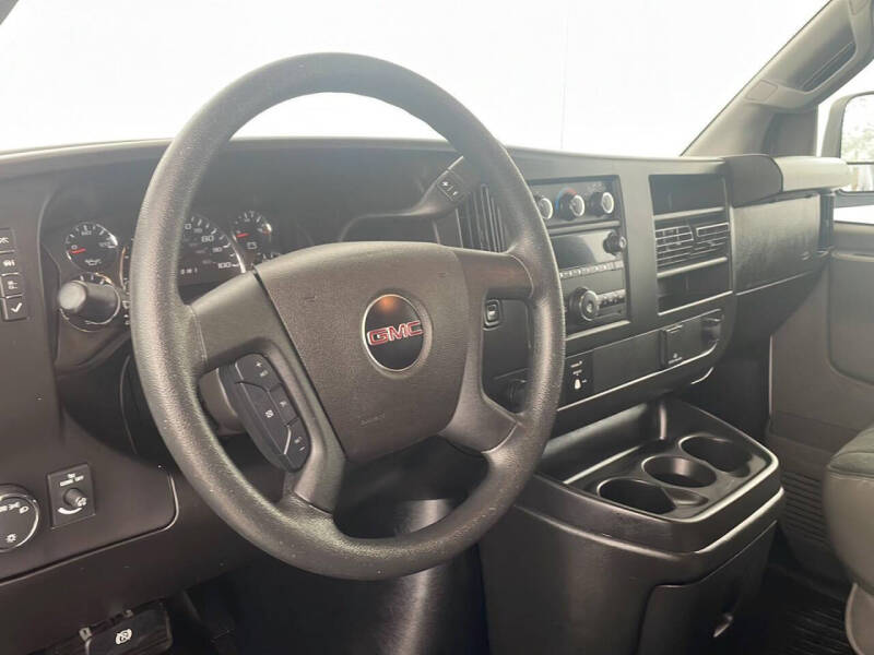 2024 GMC Savana 2500