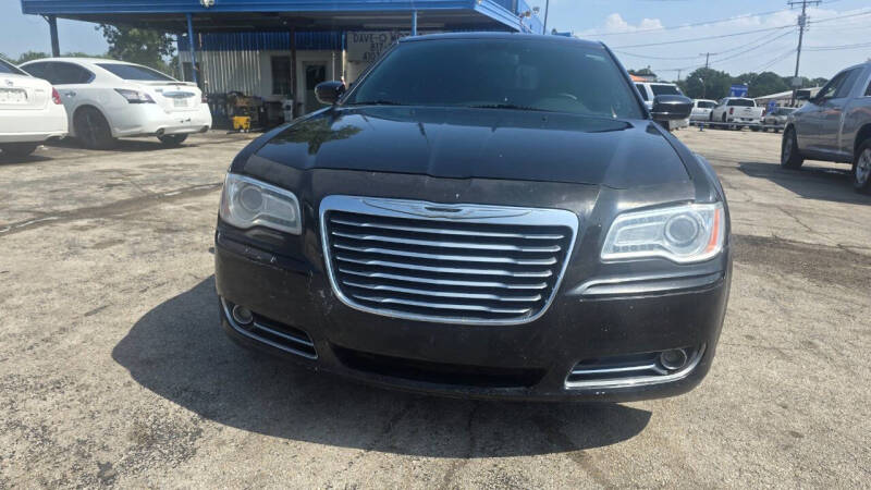 2011 Chrysler 300