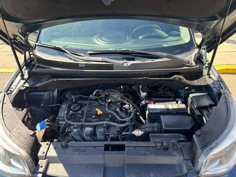 2017 Kia Soul +