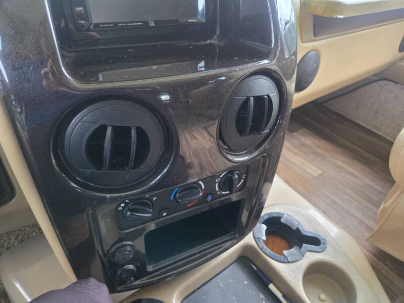 2017 Thor Motor Coach MIRAMAR 35.2