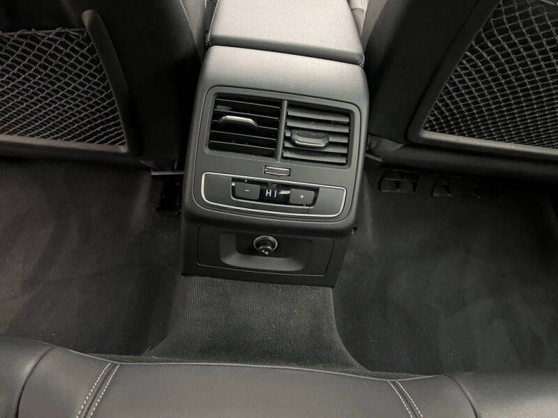 2022 Audi A5 Sportback quattro Premium 40 TFSI