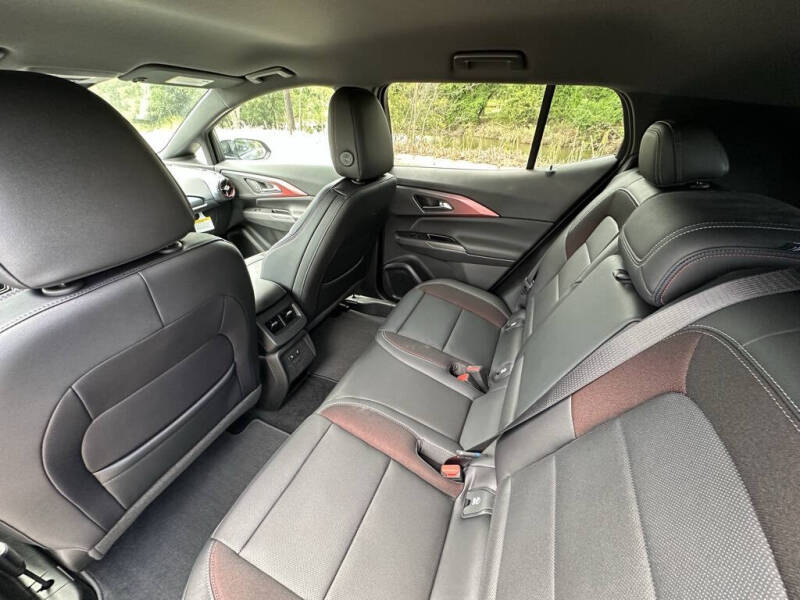 2025 Chevrolet Equinox EV RS