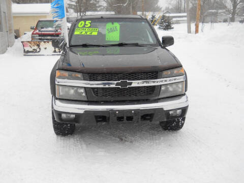 2005 Chevrolet Colorado for sale at Shaw Motor Sales in Kalkaska MI