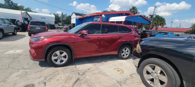 2021 Toyota Highlander LE
