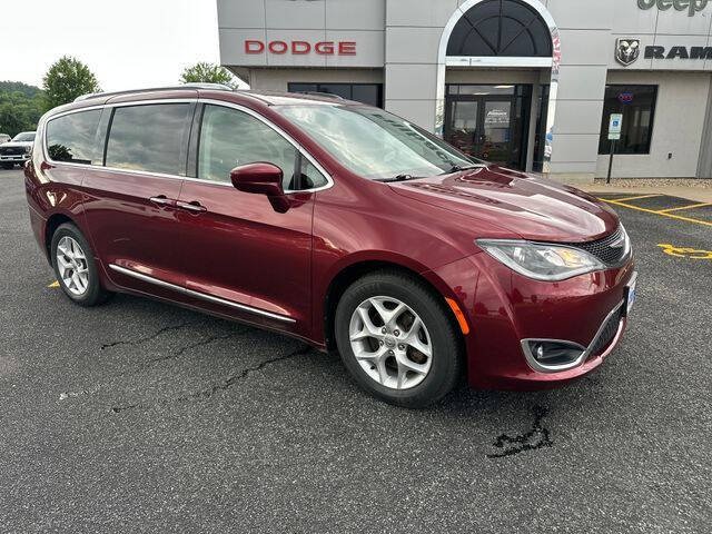 2018 Chrysler Pacifica Touring L Plus