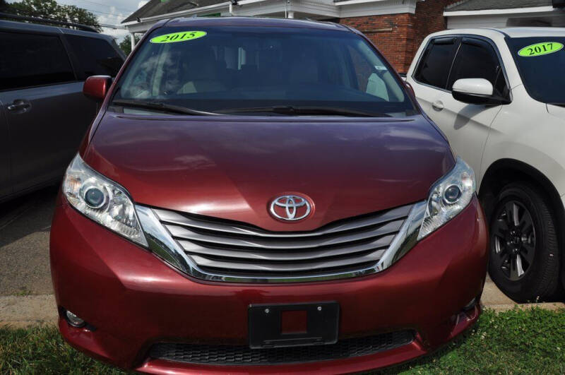 2015 Toyota Sienna