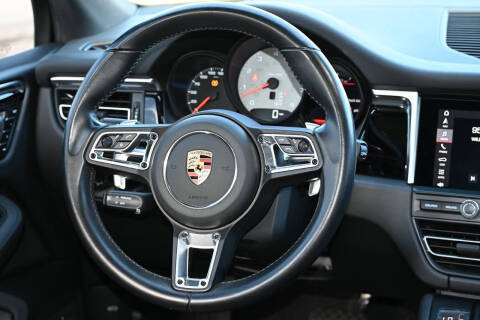 2021 Porsche Macan S