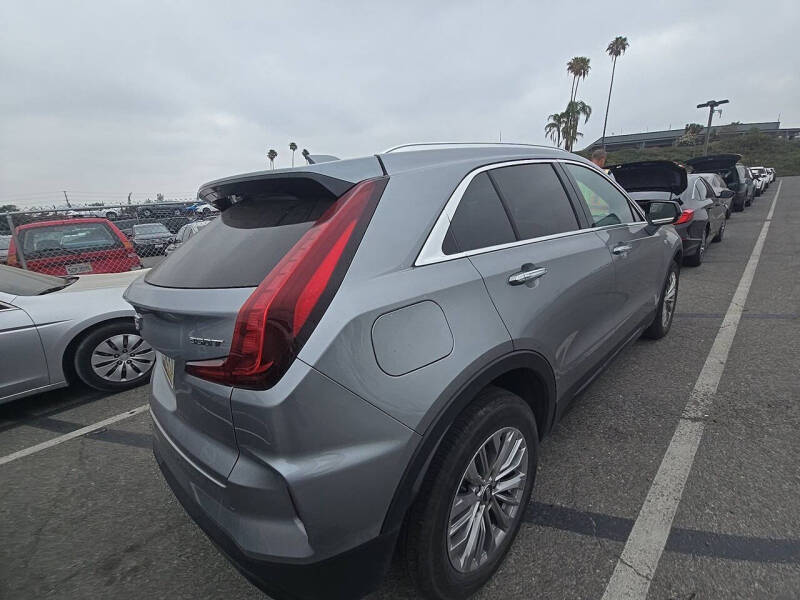 2024 Cadillac XT4 Premium Luxury