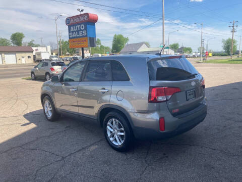 2015 Kia Sorento LX