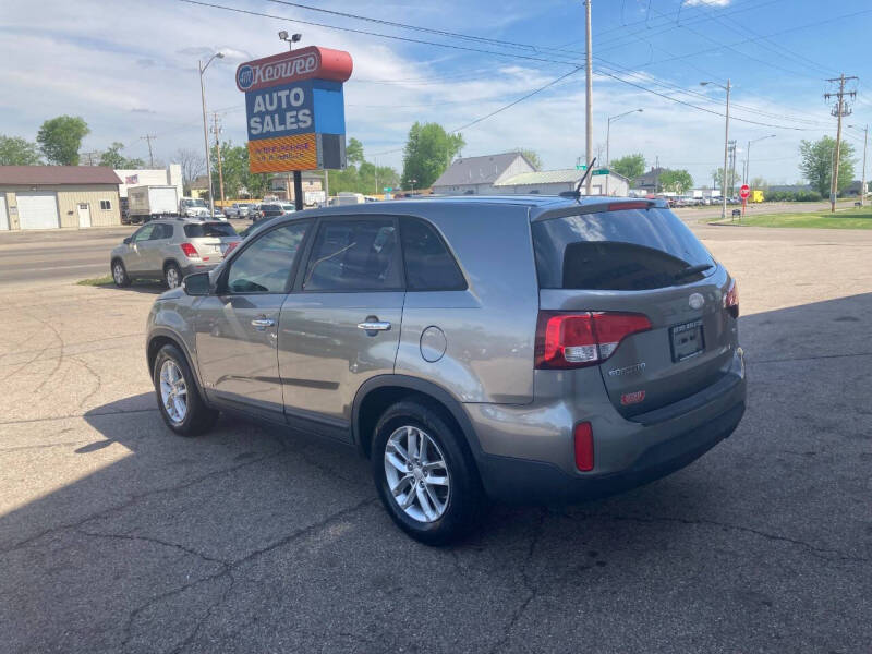 2015 Kia Sorento LX