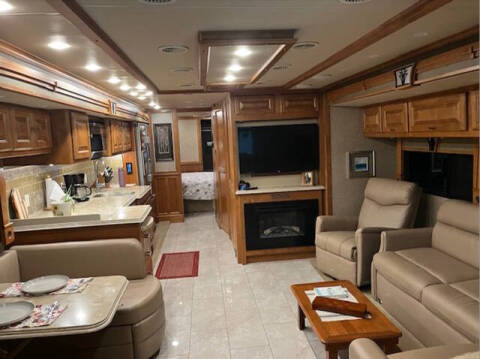 2017 Tiffin Phaeton 40AH