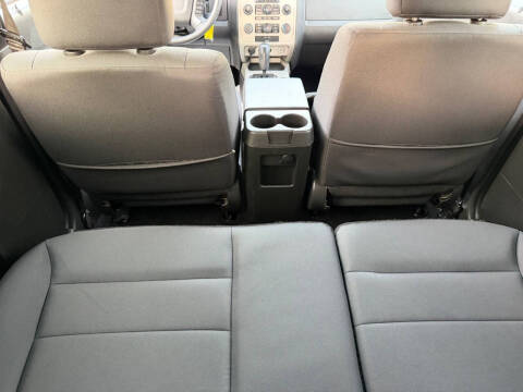2011 Ford Escape XLT