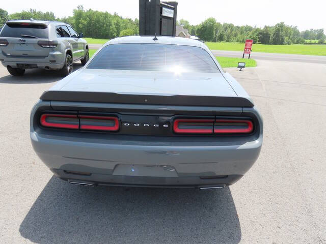 2018 Dodge Challenger for sale at Modern Automotive Group LLC in Lafayette, TN