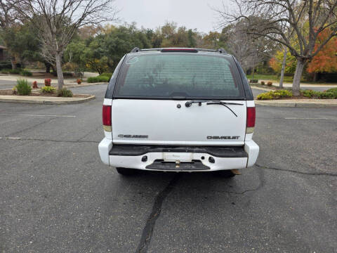 2003 Chevrolet Blazer LS