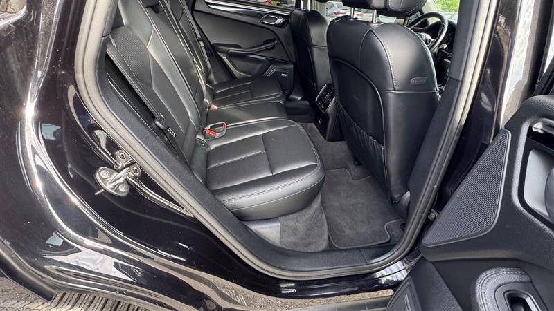 2020 Porsche Macan