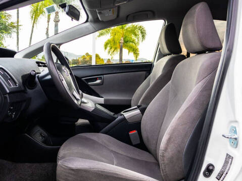 2015 Toyota Prius Two